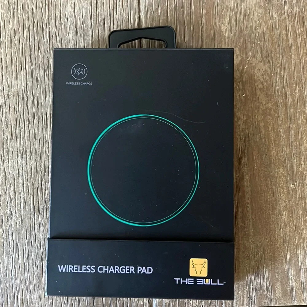 NIB The Bull Wireless Charger Pad